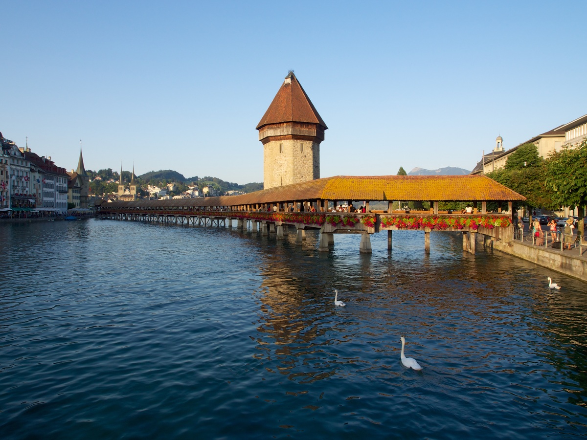 Das Fotografieren der Luzerner Kapellbrücke ist im Namen der Panoramafreiheit kein Problem. © Sputniktilt