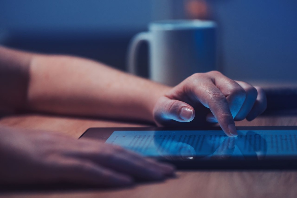 Wenn wir online lesen, ist die Versuchung gross, mit Scrollen ganze Absätze zu überspringen. Wenn wir online lesen, ist die Versuchung gross, mit Scrollen ganze Absätze zu überspringen.
